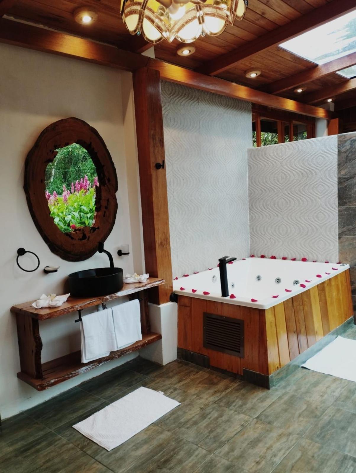 Saguamby Mindo Lodge Luaran gambar